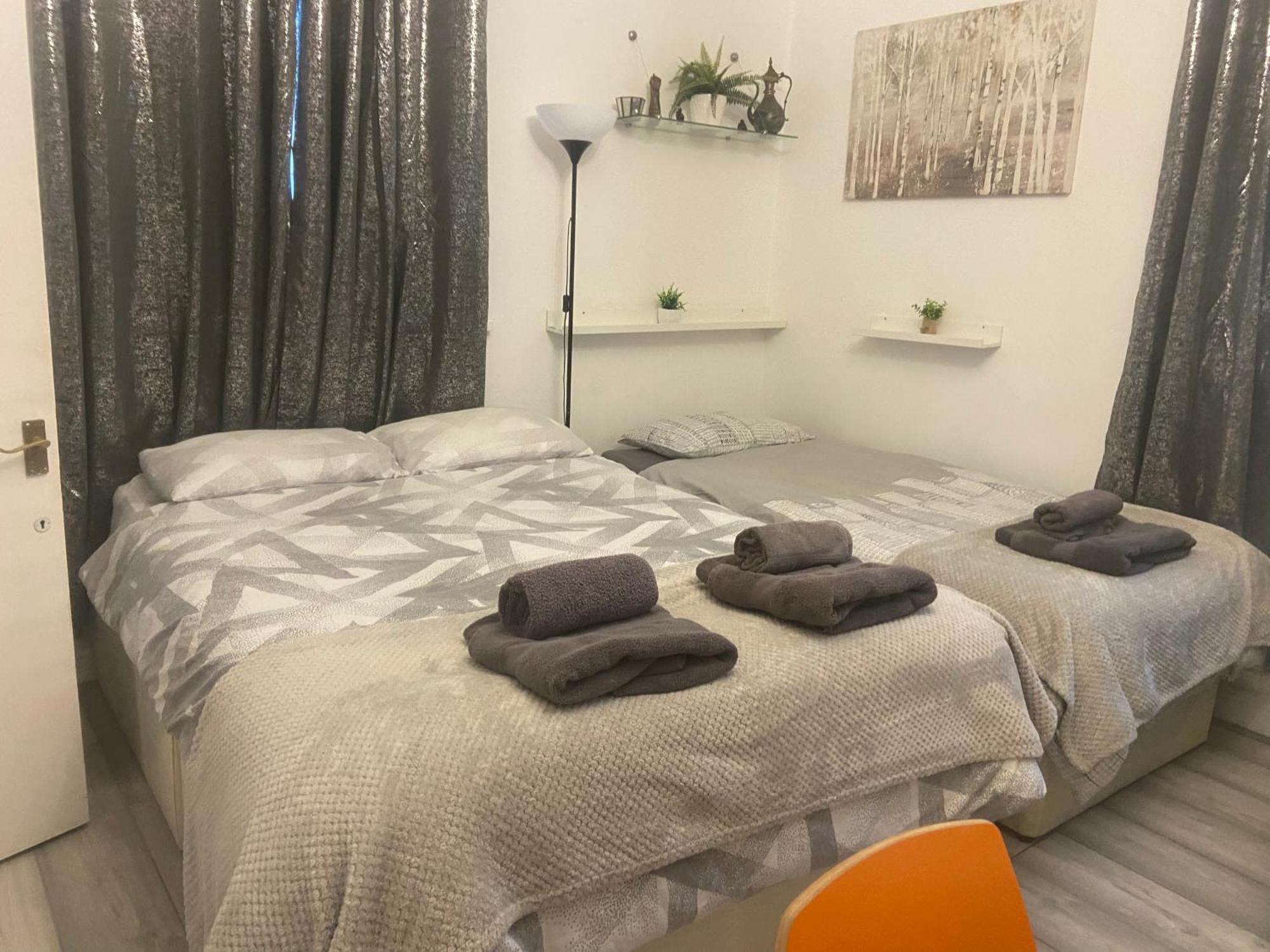 Da Giuseppe London Apartment ภายนอก รูปภาพ